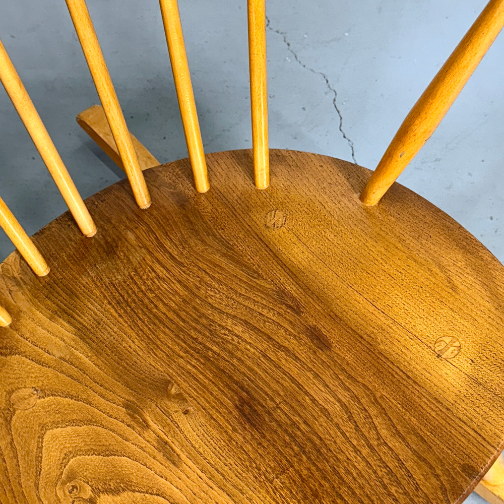 
                      
                        ERCOL(アーコール) COWHORN ROCKING CHAIR / カウホーン ロッキングチェア (301)
                      
                    