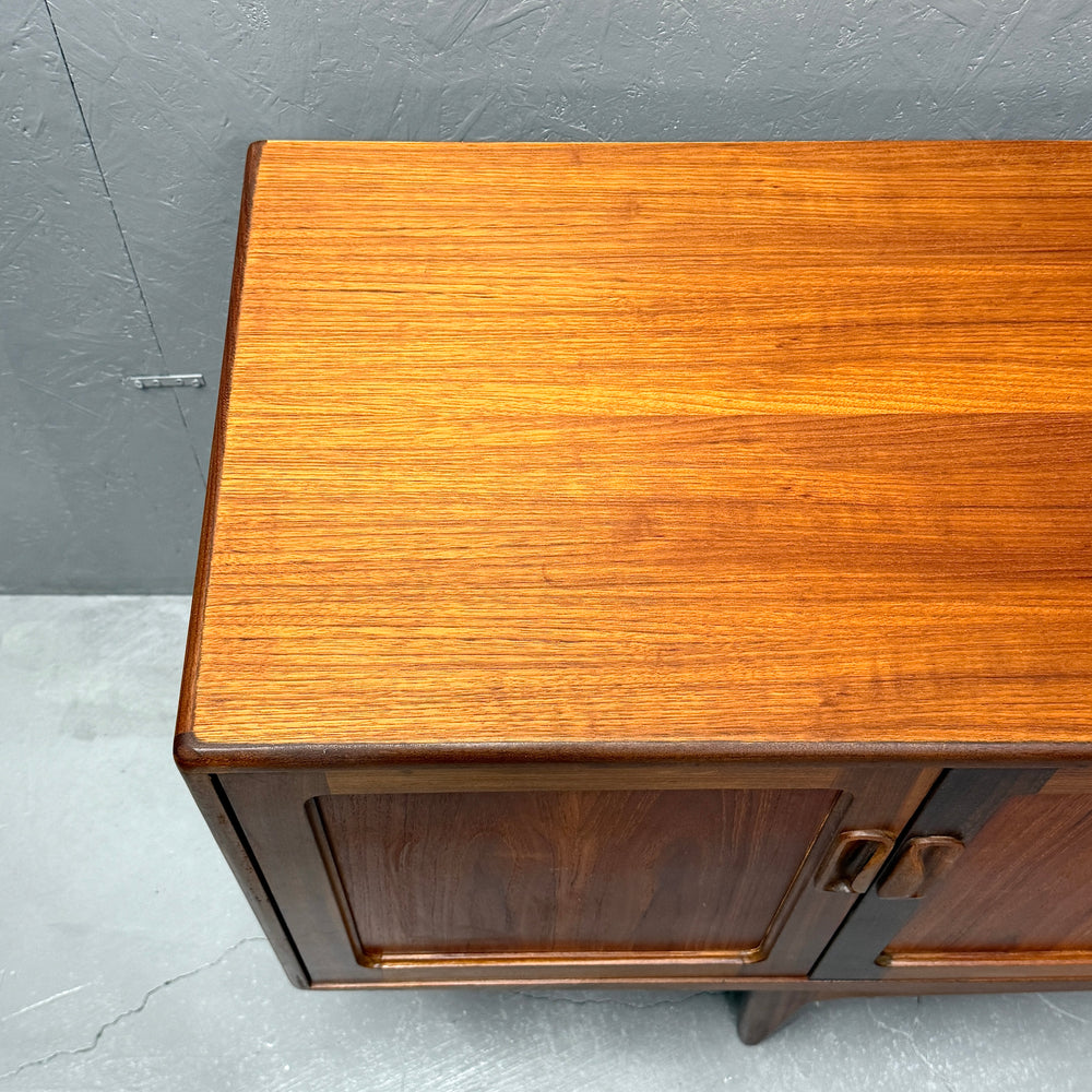 
                      
                        G-PLAN(ジープラン) / Fresco Long Jhon Sideboard フレスコ ロングジョン サイドボード (401)
                      
                    