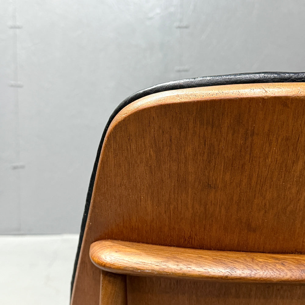 
                      
                        Elliots of Newbury(EON) / VINTAGE CHAIR ヴィンテージチェア (503)
                      
                    