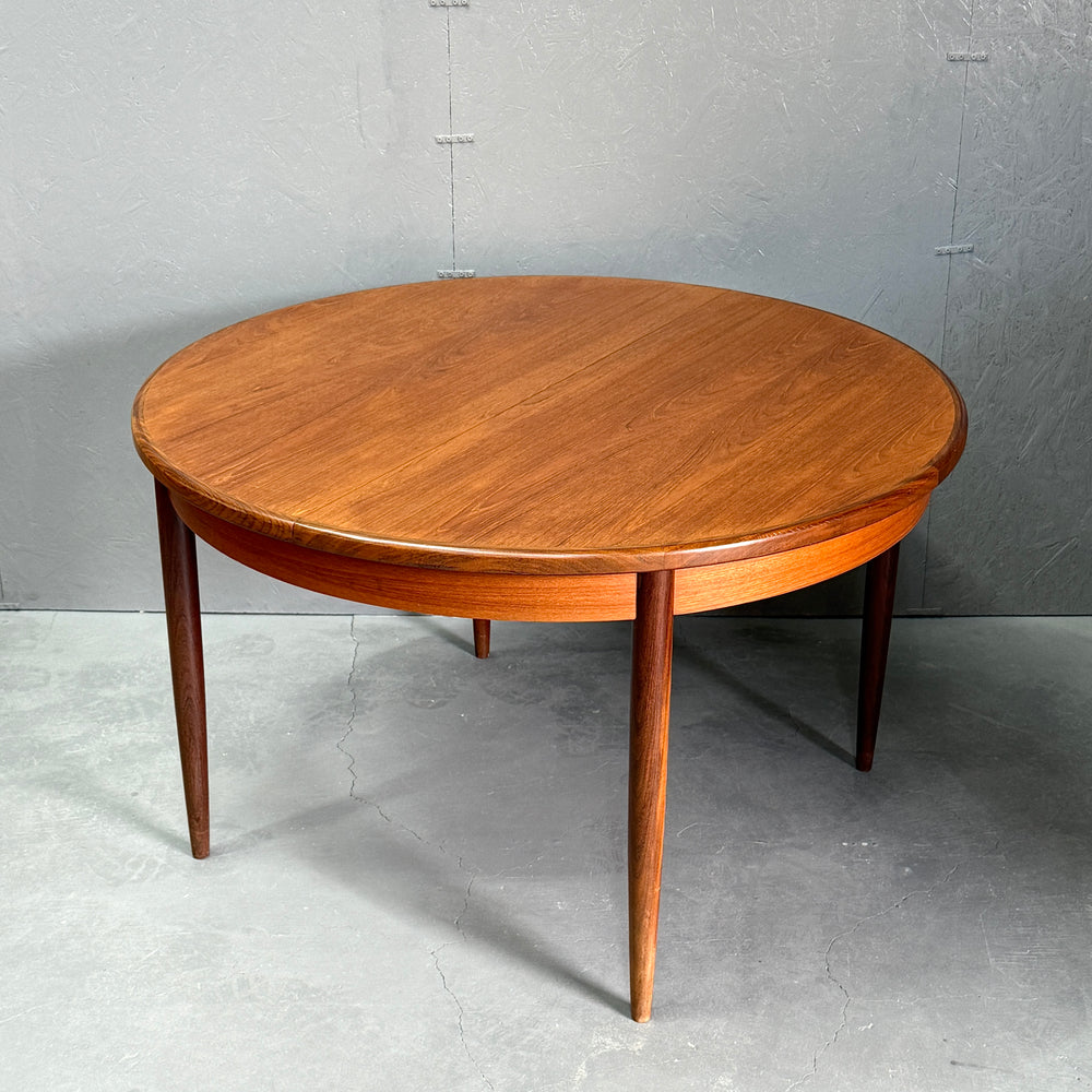 
                      
                        G-PLAN(ジープラン) / Fresco ROUND TABLE フレスコ ラウンドエクステンション ダイニングテーブル (403)
                      
                    