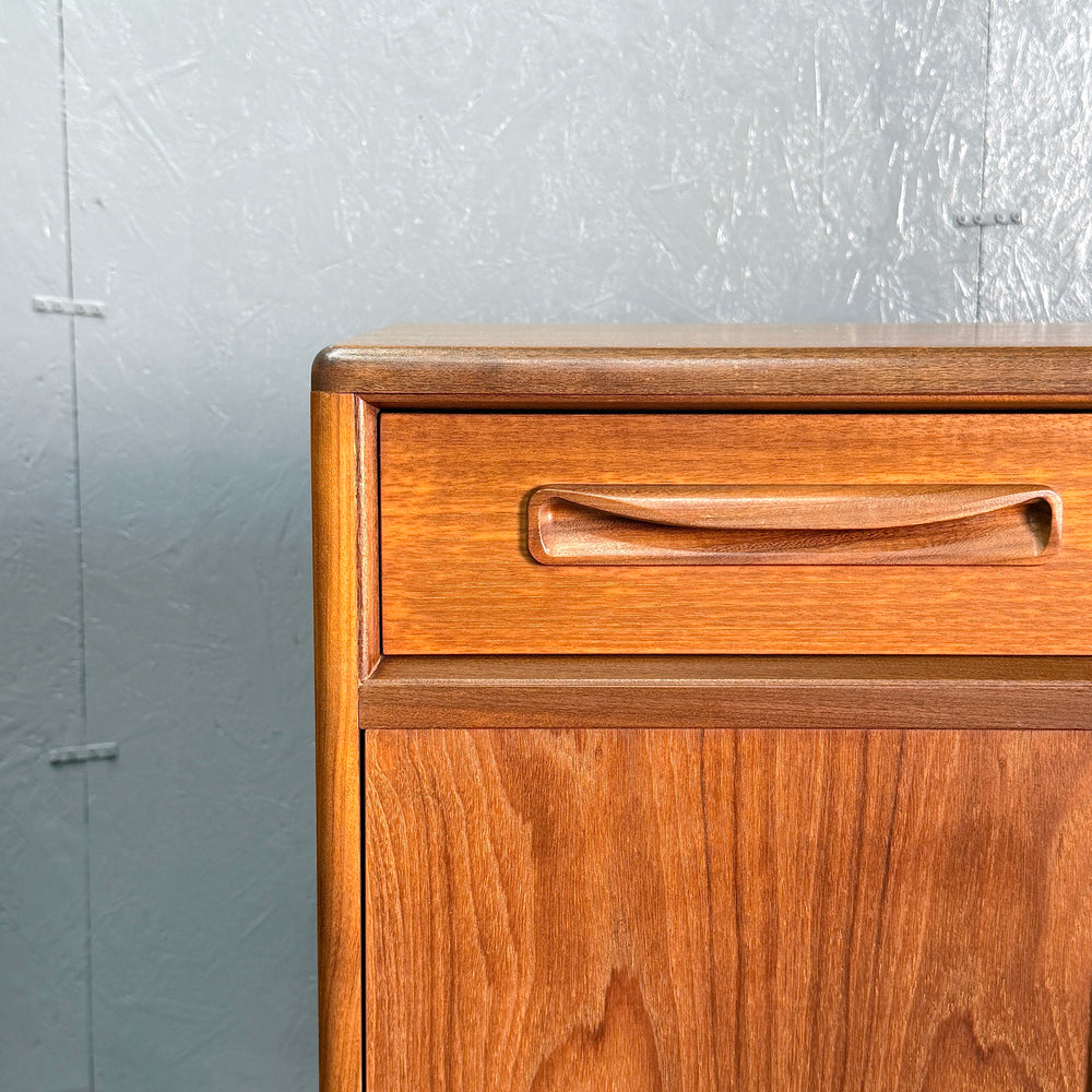 
                      
                        G-PLAN(ジープラン) / Fresco Sideboard フレスコ サイドボード (504)
                      
                    