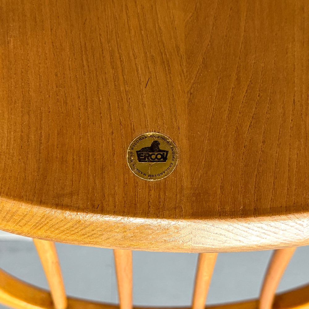 
                      
                        ERCOL(アーコール) / HOOP BACK CHAIR 4本 フープバックチェア (402)
                      
                    