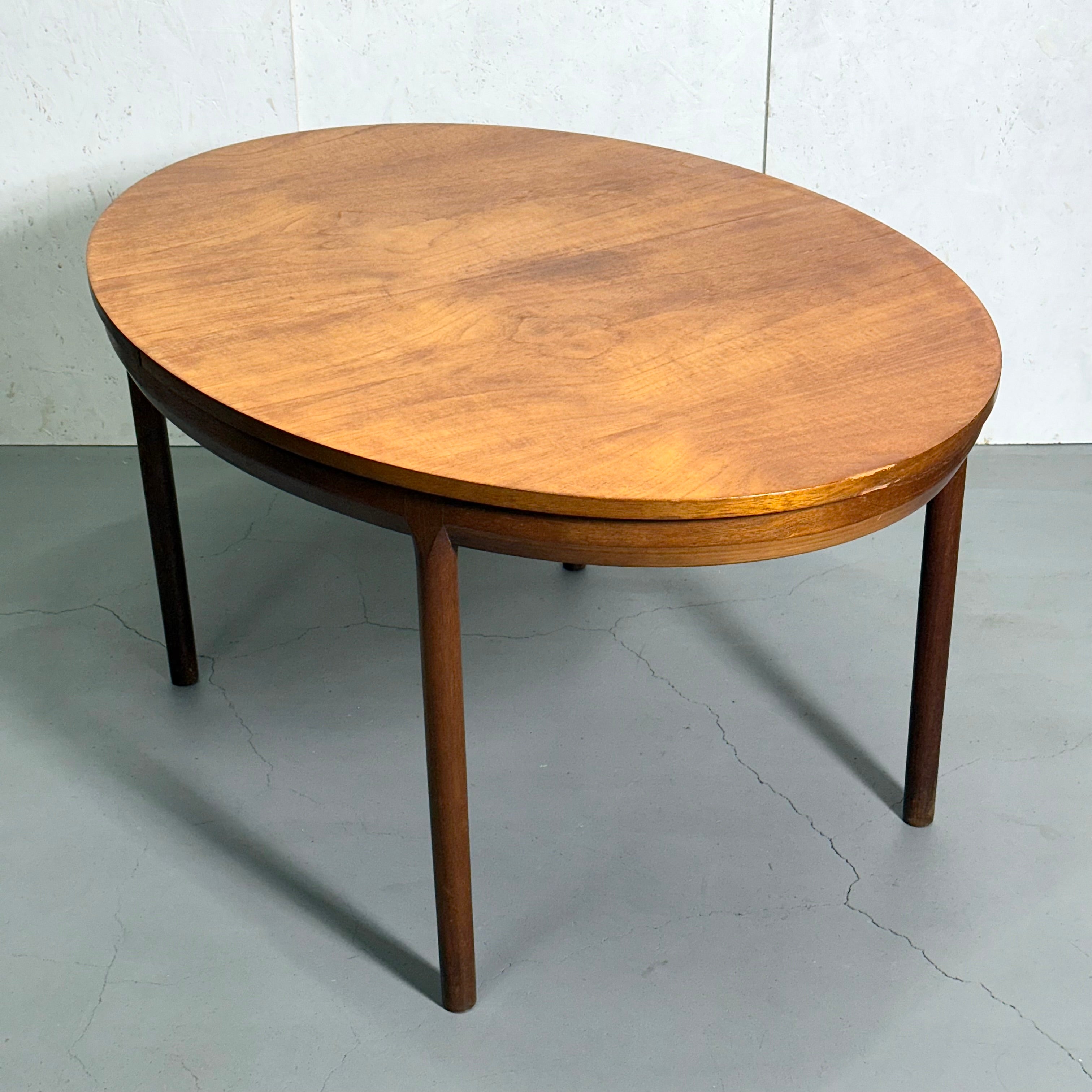 WHITE & NEWTON(ホワイトアンドニュートン) / オーバルダイニング