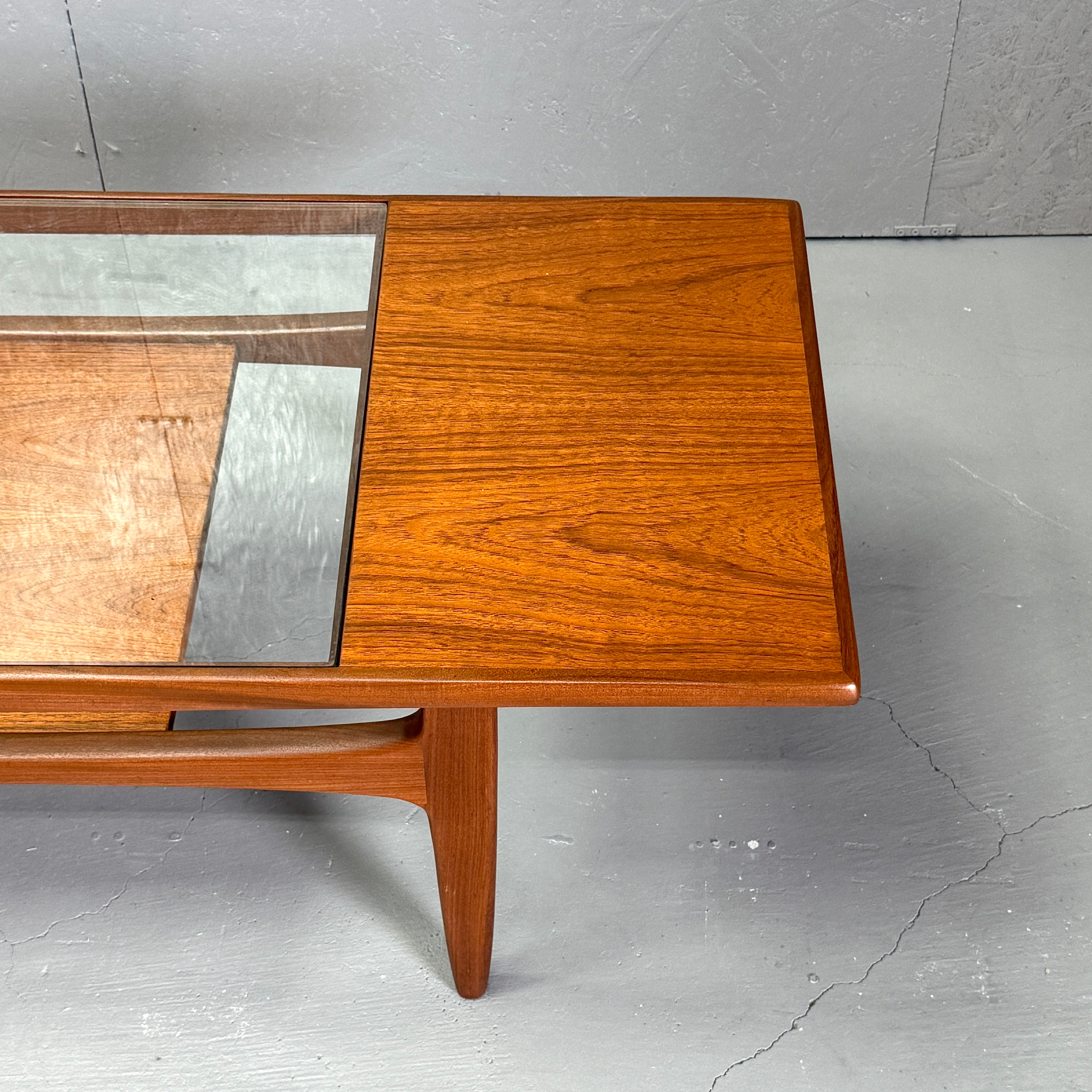 G-PLAN(ジープラン) / GLASS TOP COFFEE TABLE ガラストップ コーヒー