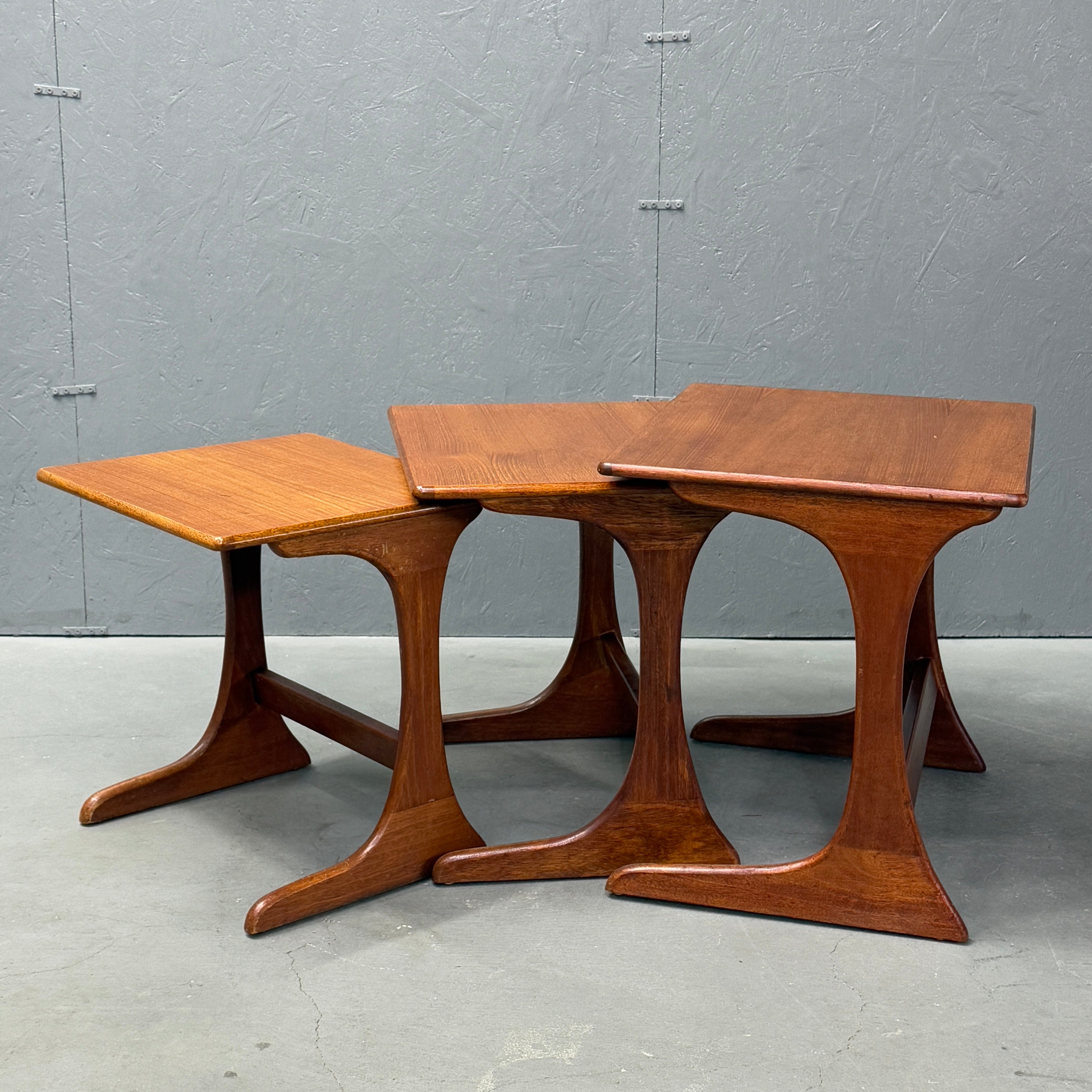 Jentique(ジェンティーク) / VINTAGE NEST TABLE ネストテーブル