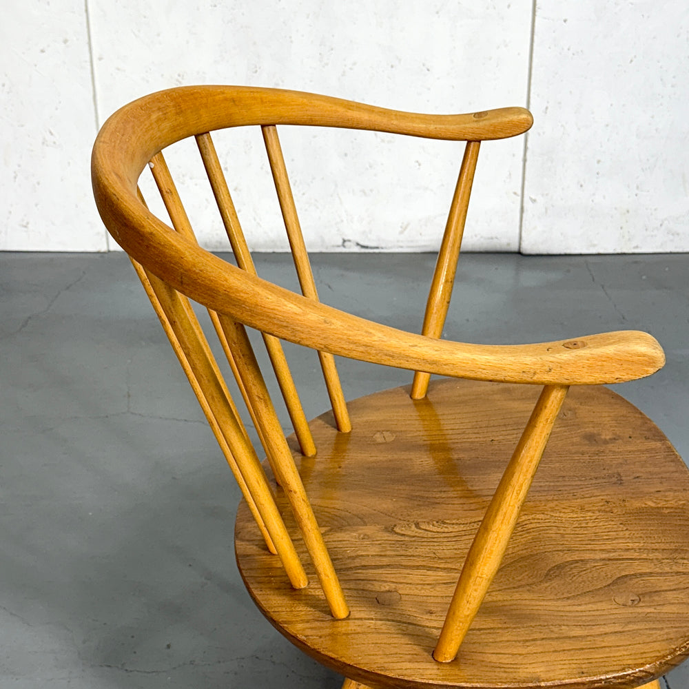
                      
                        ERCOL(アーコール) COWHORN CHAIR / カウホーンチェア (301)
                      
                    
