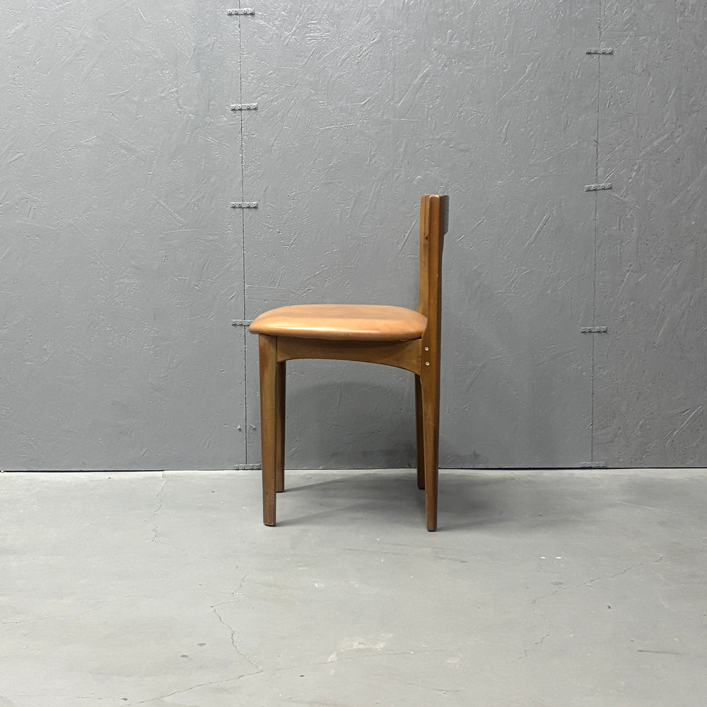 
                      
                        Nathan(ネイサン) / DINING CHAIR ダイニングチェア (403)
                      
                    