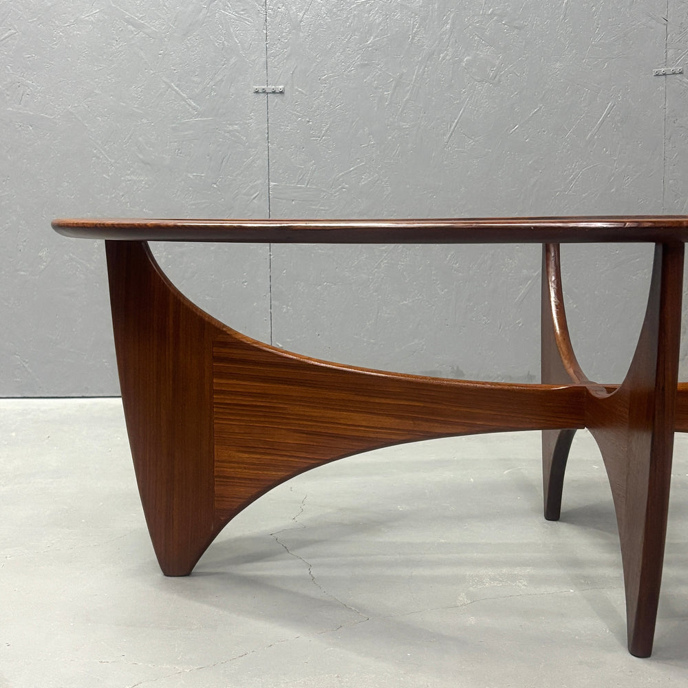 
                      
                        G-PLAN(ジープラン) / Astro oval coffee table アストロ オーバルコーヒーテーブル (403)
                      
                    