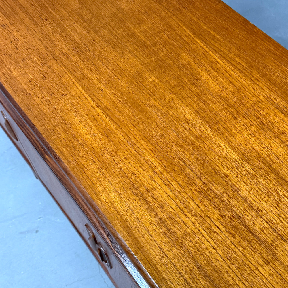 
                      
                        G-PLAN(ジープラン) / Fresco Sideboard フレスコ サイドボード (502)
                      
                    