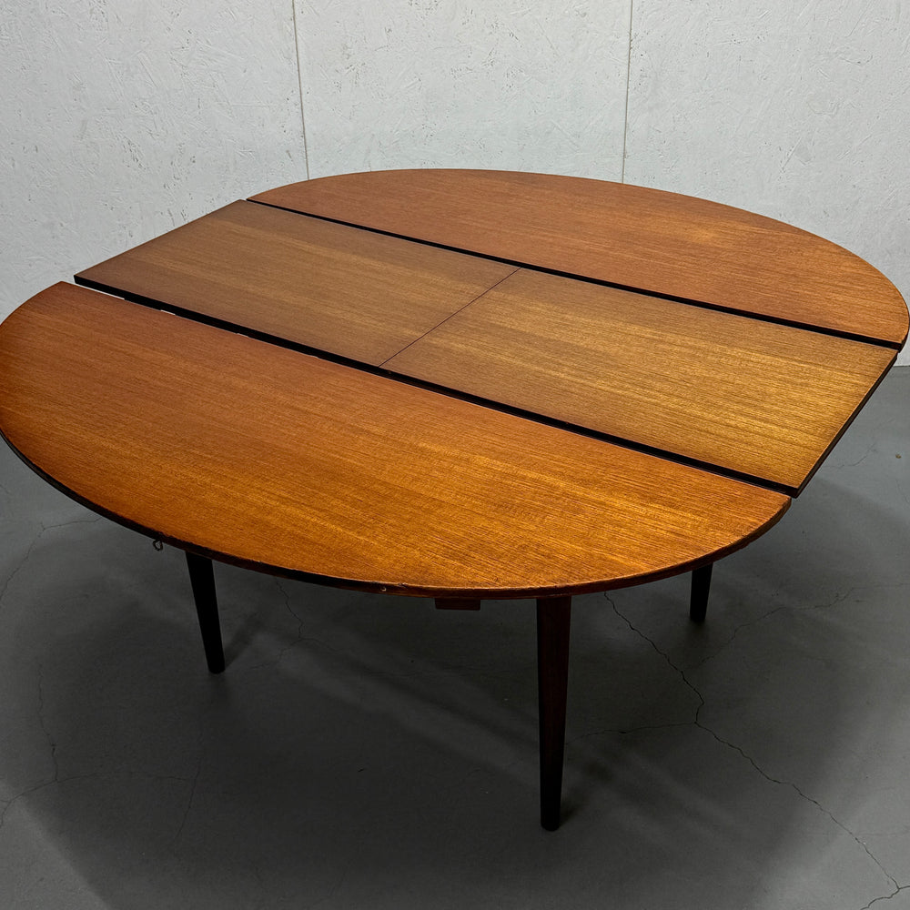 
                      
                        GREAVES & THOMAS / OVAL DINING TABLE オーバルダイニングテーブル (301)
                      
                    