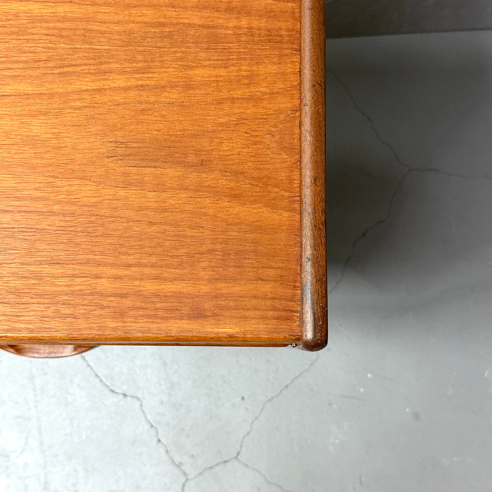 
                      
                        William Lawrence (ウィリアム・ローレンス) / Vintage SIDEBOARD ヴィンテージ サイドボード
                      
                    