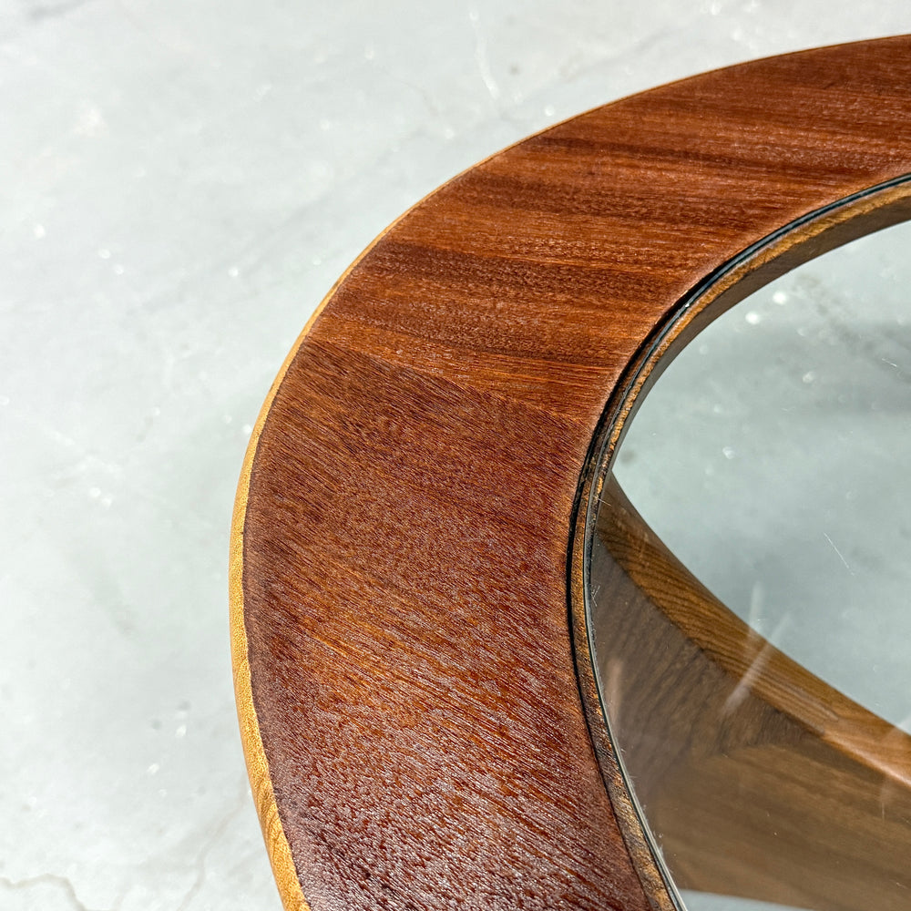 
                      
                        G-PLAN(ジープラン) / Astro oval coffee table アストロ オーバルコーヒーテーブル (502)
                      
                    