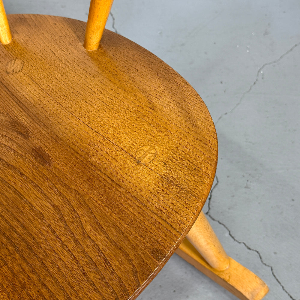 
                      
                        ERCOL(アーコール) COWHORN ROCKING CHAIR / カウホーン ロッキングチェア (301)
                      
                    