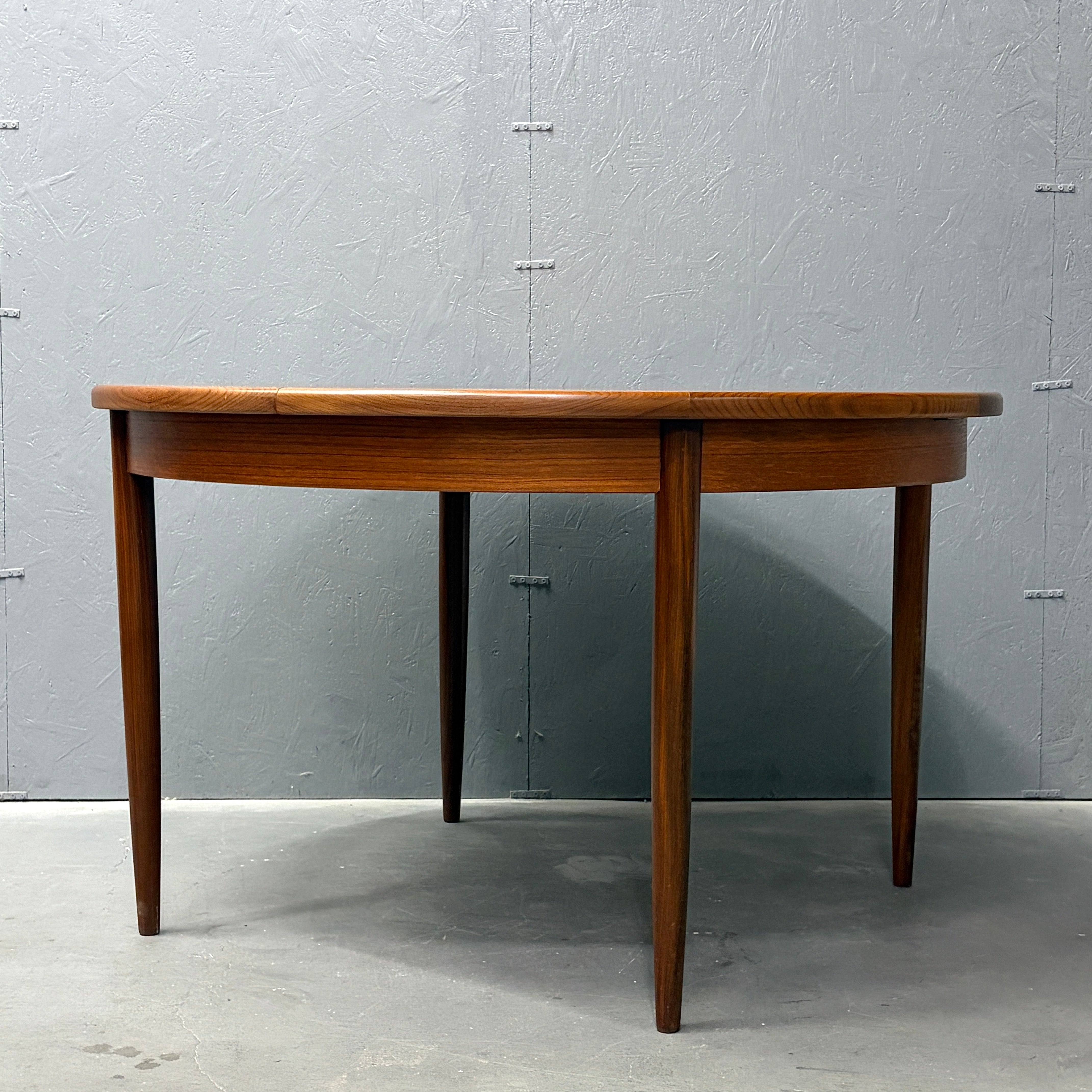ダイニングテーブル – NONOR FURNITURE