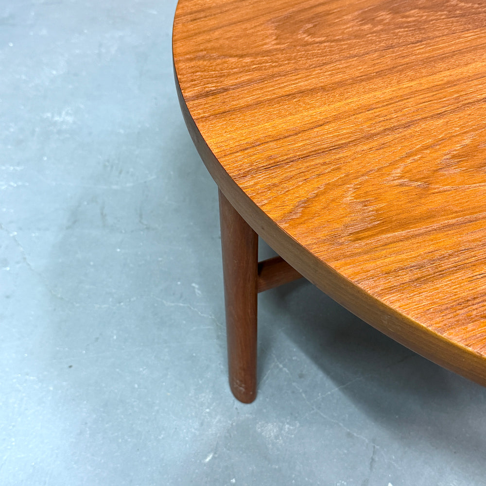 
                      
                        White & Newton (ホワイトアンドニュートン) / COFFEE TABLE コーヒーテーブル (501)
                      
                    