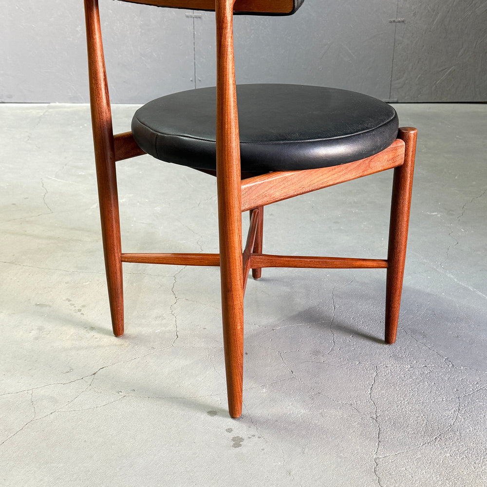 
                      
                        G-PLAN(ジープラン) / FRESCO CIRCULAR CHAIR フレスコ サーキュラーチェア (503)
                      
                    