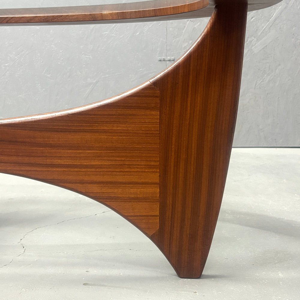 
                      
                        G-PLAN(ジープラン) / Astro oval coffee table アストロ オーバルコーヒーテーブル (403)
                      
                    