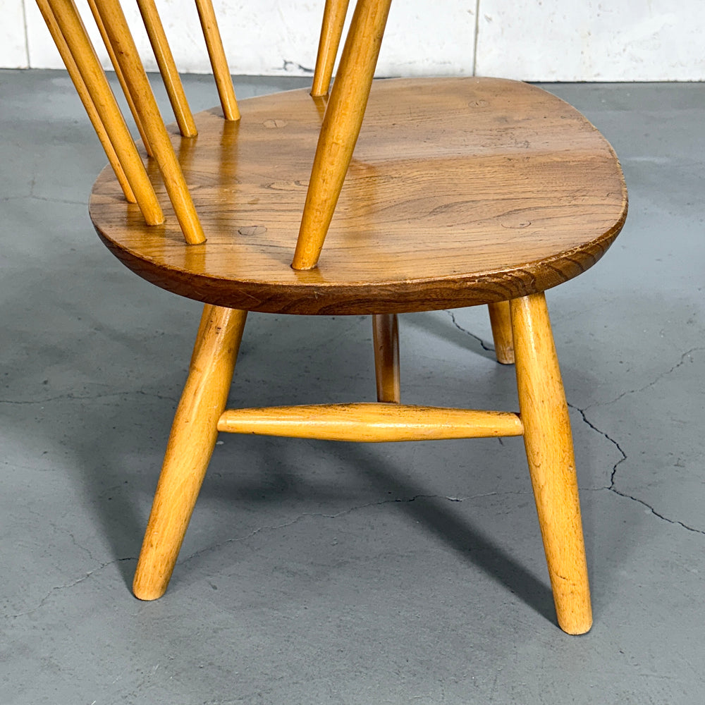 
                      
                        ERCOL(アーコール) COWHORN CHAIR / カウホーンチェア (301)
                      
                    