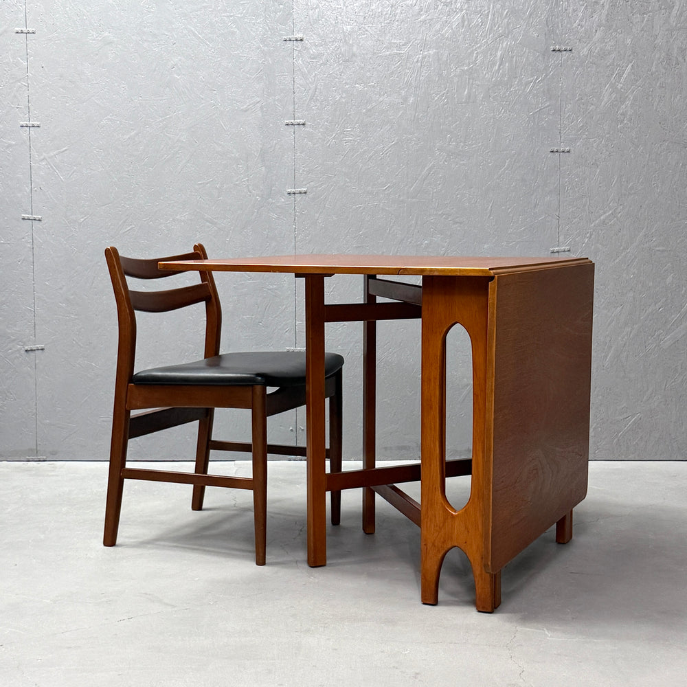 
                      
                        Jentique(ジェンティーク) / SQUARE DROP LEAF GATELEG TABLE スクエア ドロップリーフ ゲートレッグテーブル (401)
                      
                    