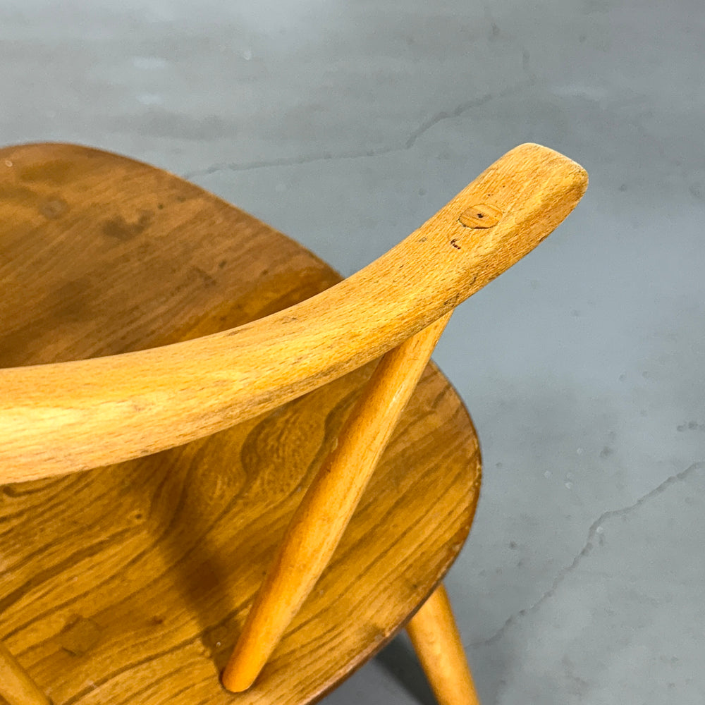 
                      
                        ERCOL(アーコール) COWHORN CHAIR / カウホーンチェア (301)
                      
                    