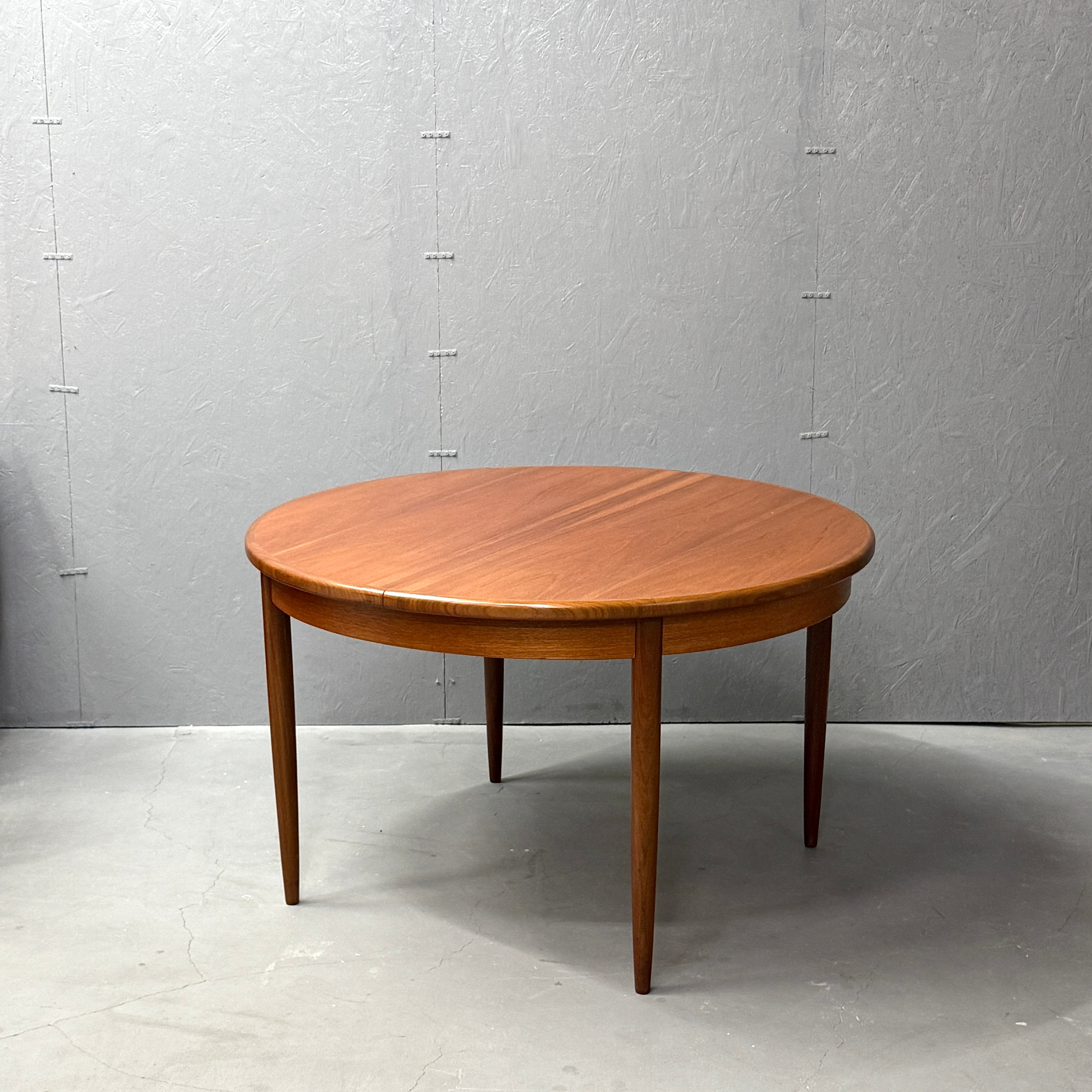 ダイニングテーブル – NONOR FURNITURE