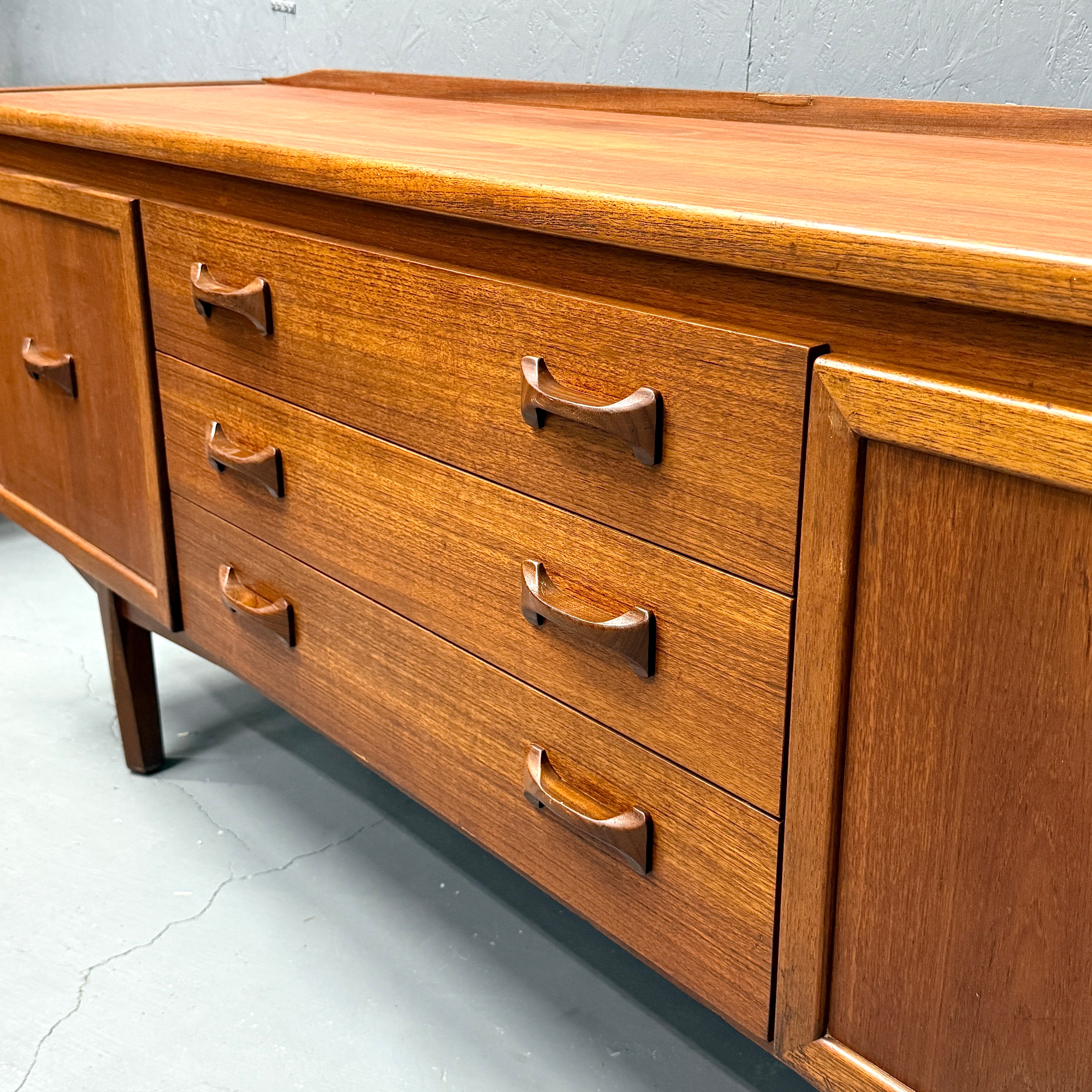 William Lawrence/ウィリアム・ローレンス サイドボード William Lawrence (ウィリアム・ローレンス) / Vintage SIDEBOARD