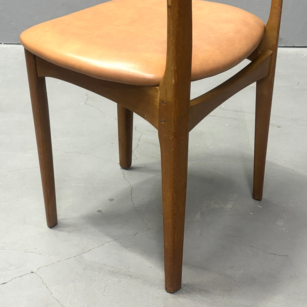 
                      
                        Nathan(ネイサン) / DINING CHAIR ダイニングチェア (402)
                      
                    