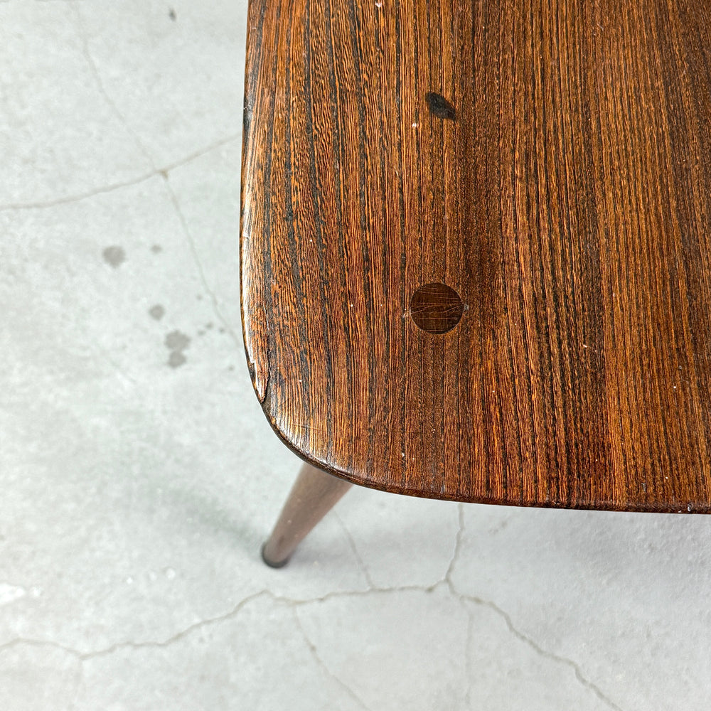 
                      
                        ERCOL(アーコール) / HOOP BACK CHAIR 4本 フープバックチェア (402)
                      
                    