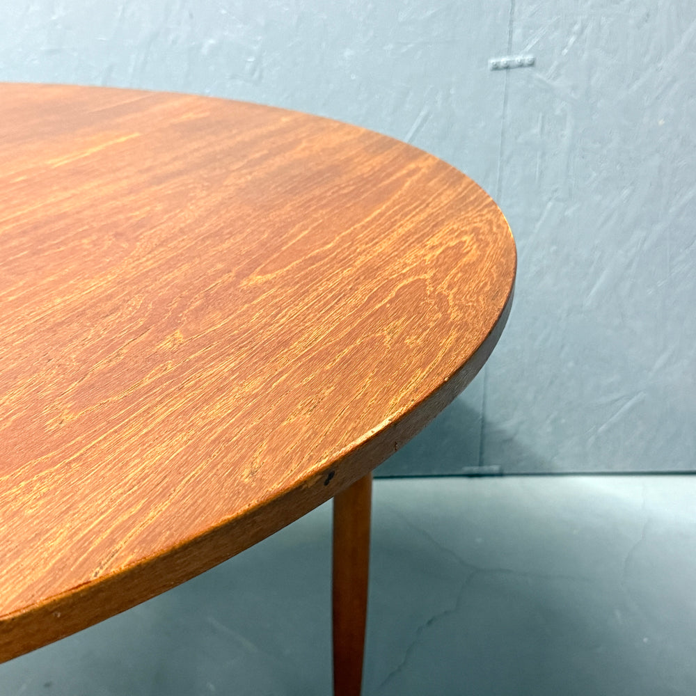 
                      
                        TEAK EXTENSION ROUND TABLE チークラウンドテーブル (501)
                      
                    