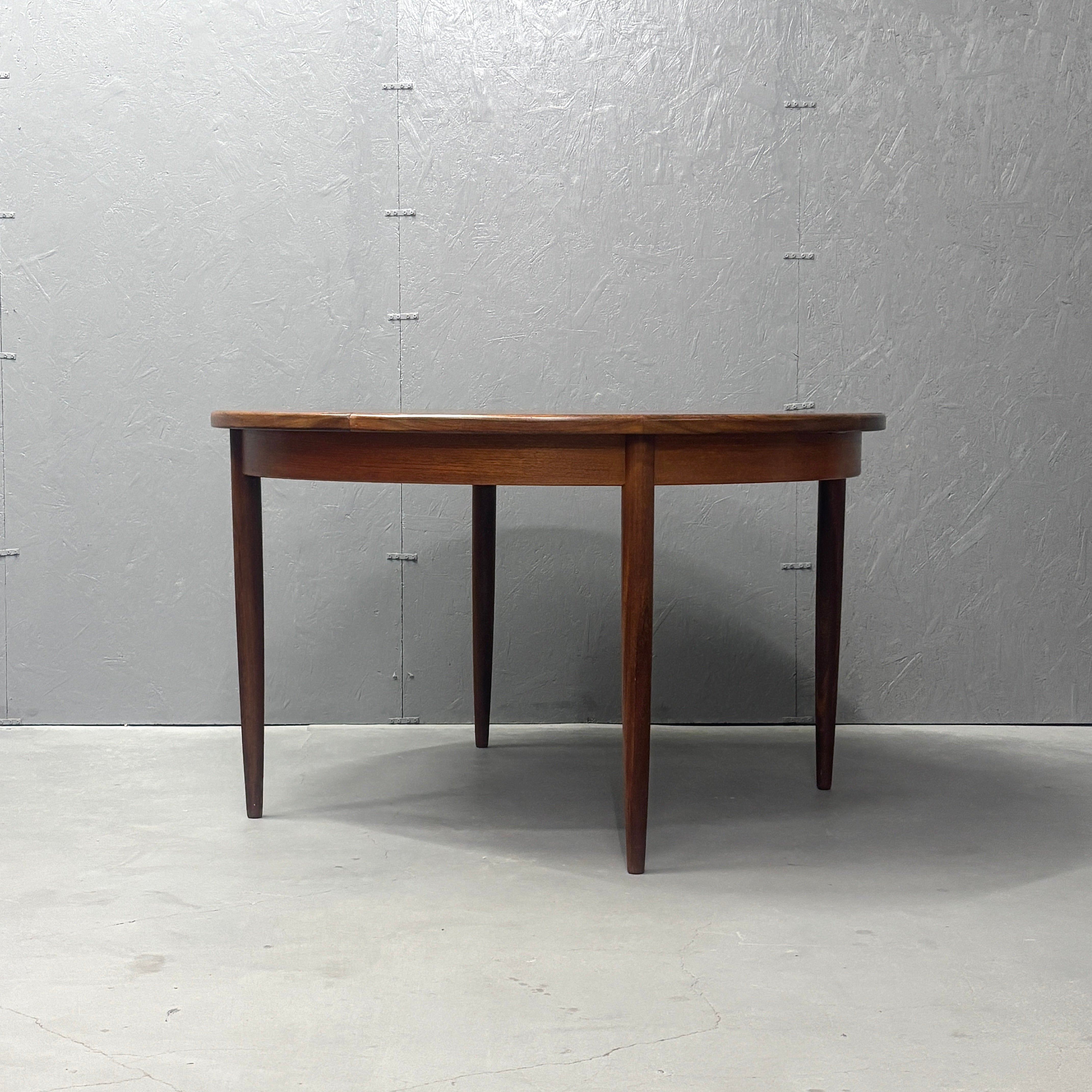 ダイニングテーブル – NONOR FURNITURE