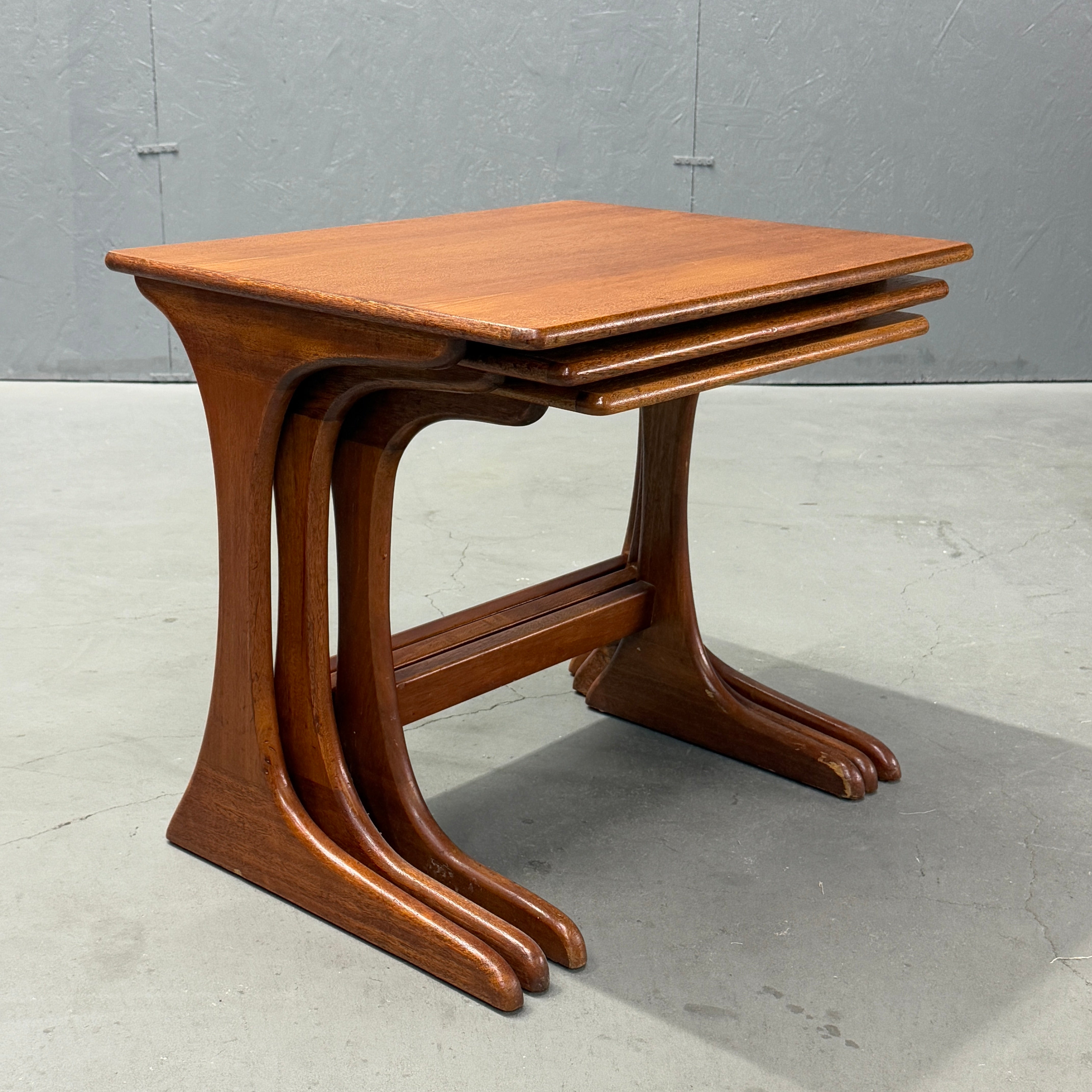 Jentique(ジェンティーク) / ヴィンテージ ネストテーブル Jentique(ジェンティーク) / VINTAGE NEST TABLE ネストテーブル