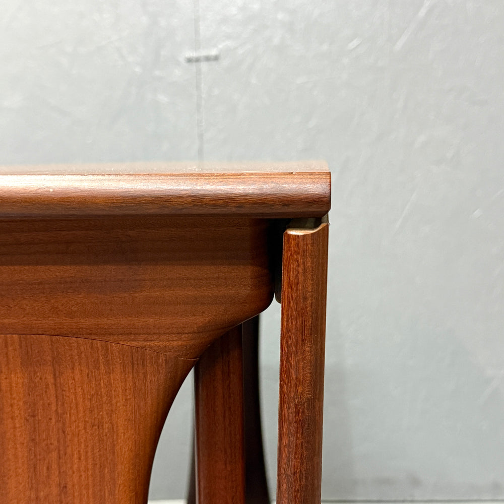 
                      
                        G-PLAN(ジープラン) / Fresco GATELEG TABLE ゲートレッグテーブル (501)
                      
                    