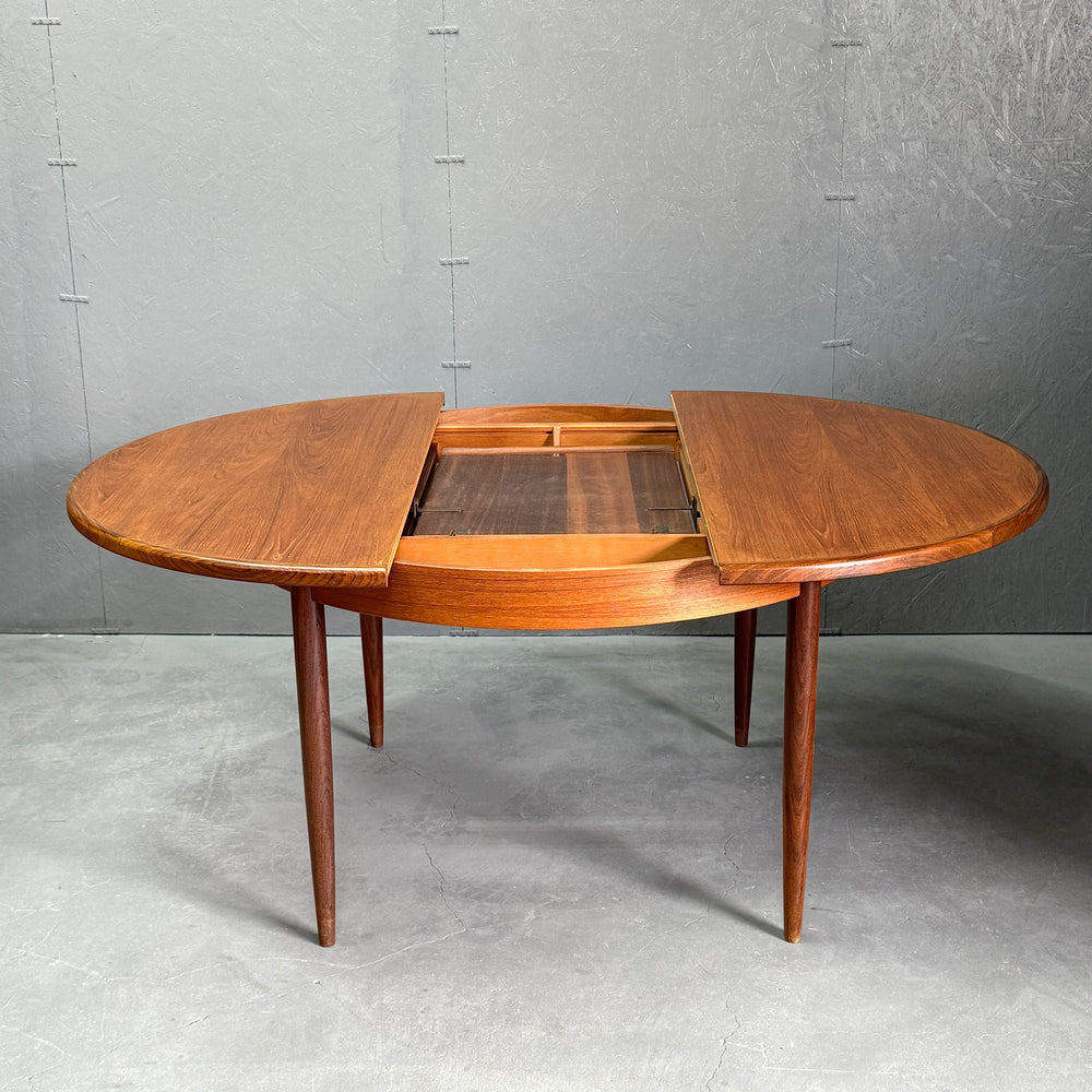 
                      
                        G-PLAN(ジープラン) / Fresco ROUND TABLE フレスコ ラウンドエクステンション ダイニングテーブル (403)
                      
                    