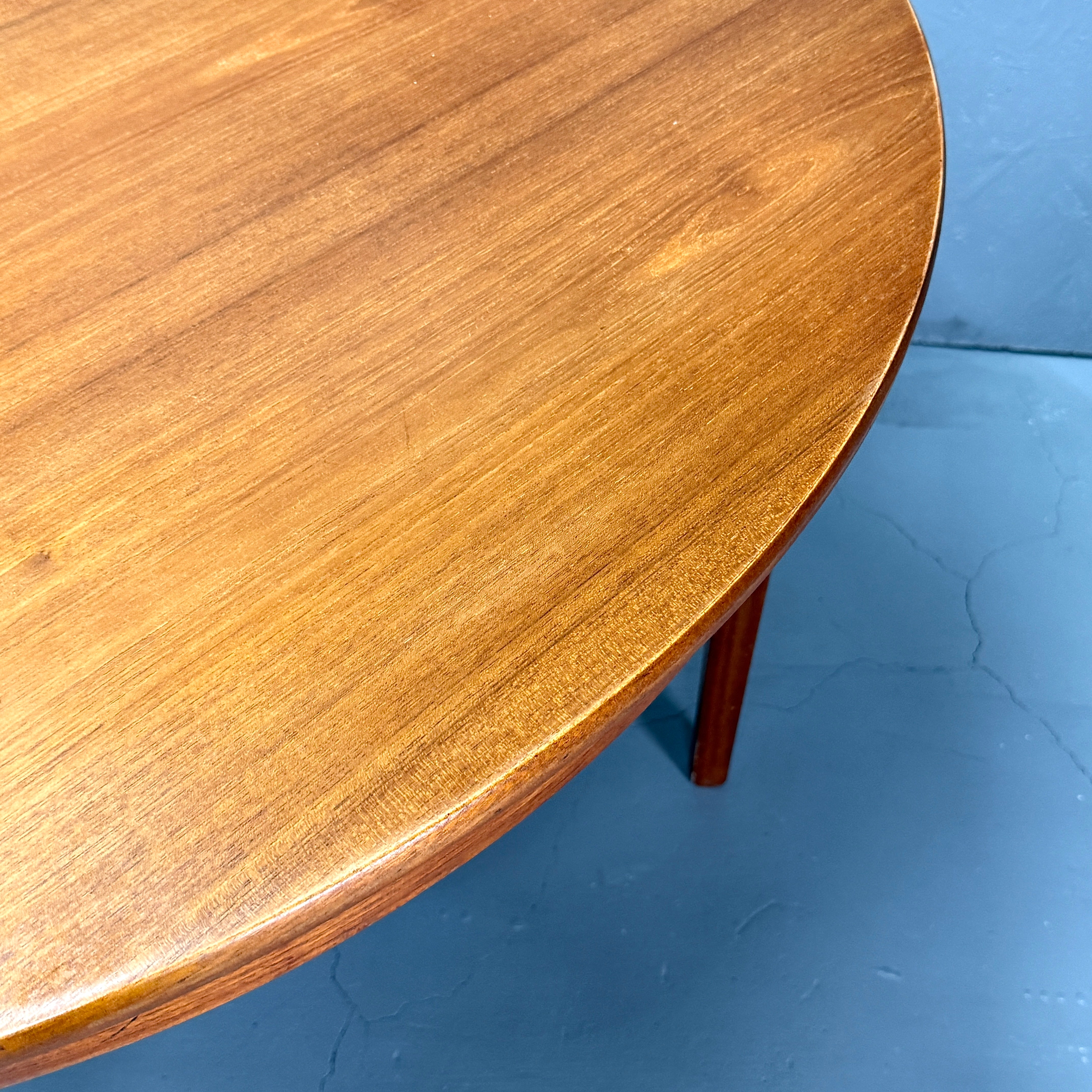 A.H. McIntosh 円形ダイニングテーブル A.H.McINTOSH(マッキントッシュ) / ROUND TABLE ラウンド