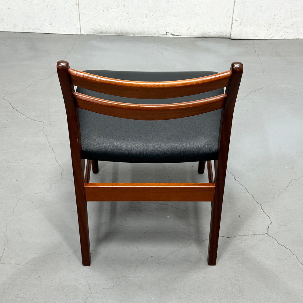 
                      
                        Jentique(ジェンティーク) / DINING CHAIR ダイニングチェア (301)
                      
                    