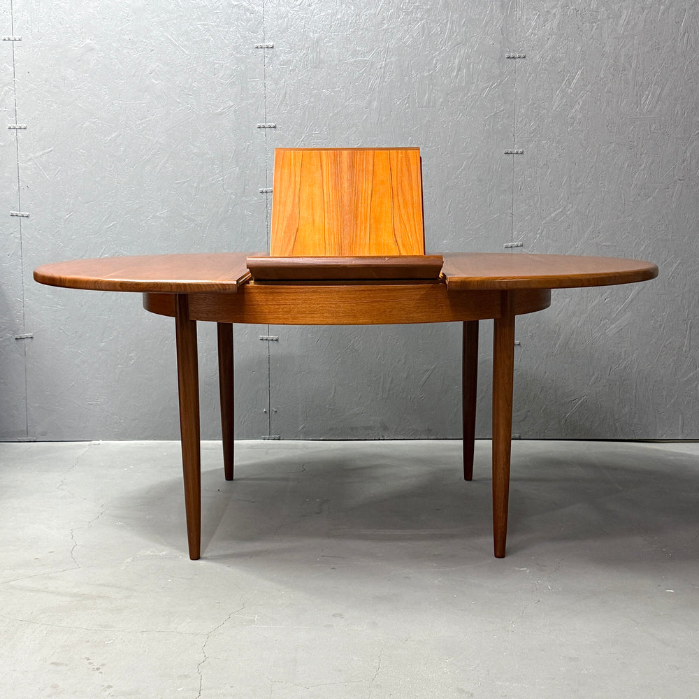 
                      
                        G-PLAN(ジープラン) / Fresco ROUND TABLE フレスコ ラウンドエクステンション ダイニングテーブル (503)
                      
                    