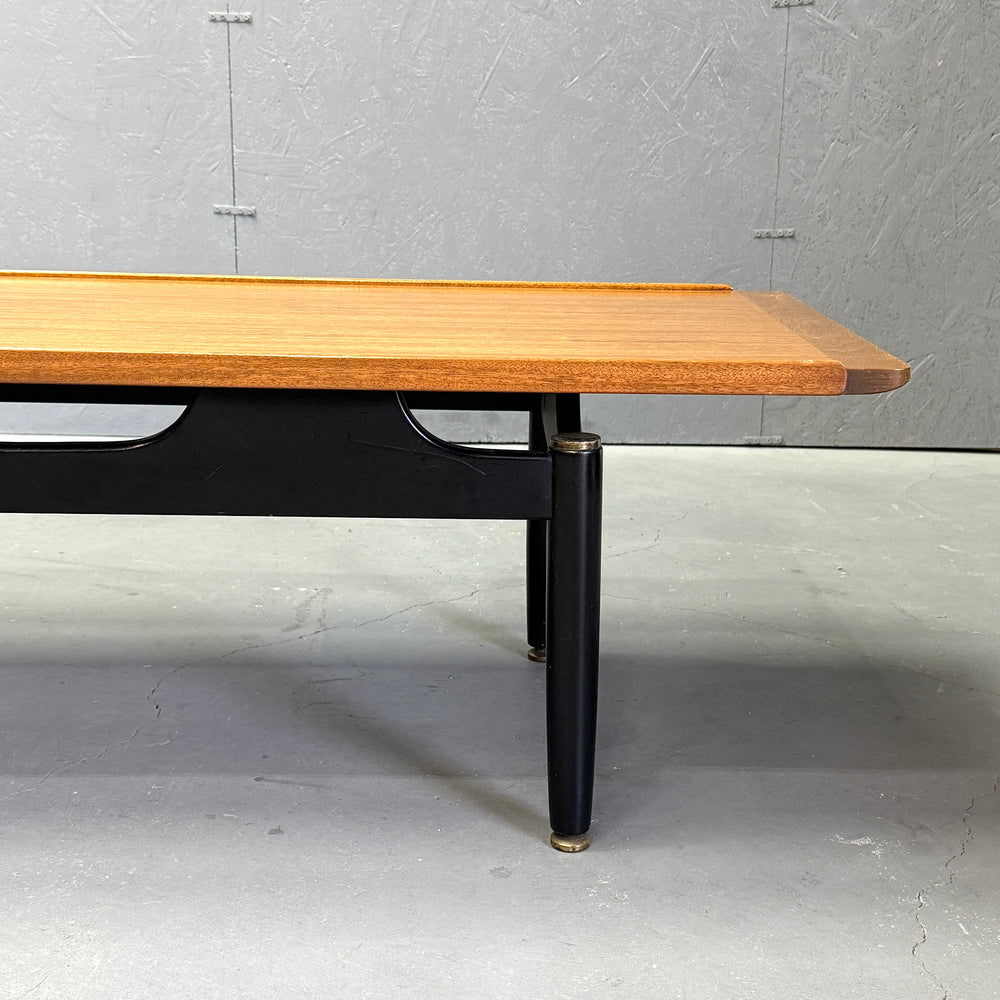 
                      
                        G-PLAN(ジープラン) / Tola & Black  Coffee table (501)
                      
                    