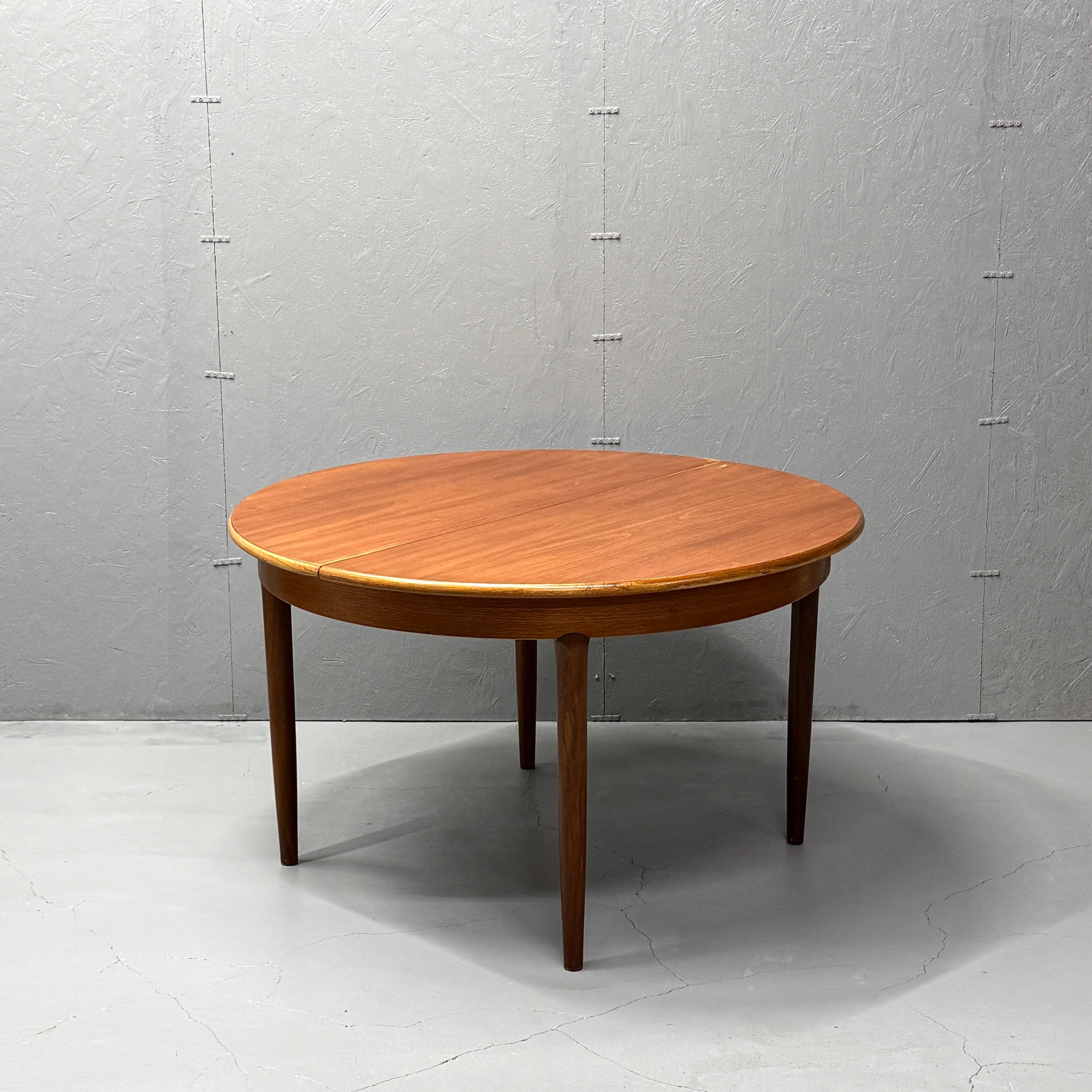 ダイニングテーブル – NONOR FURNITURE