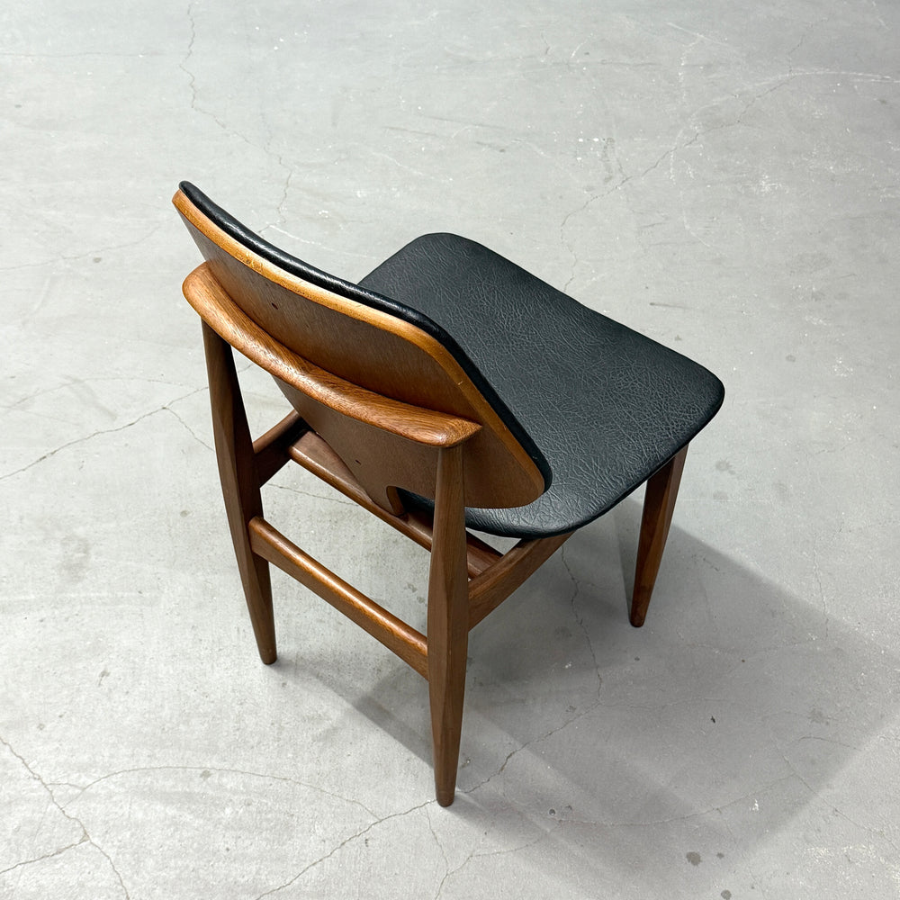 
                      
                        Elliots of Newbury(EON) / VINTAGE CHAIR ヴィンテージチェア (503)
                      
                    