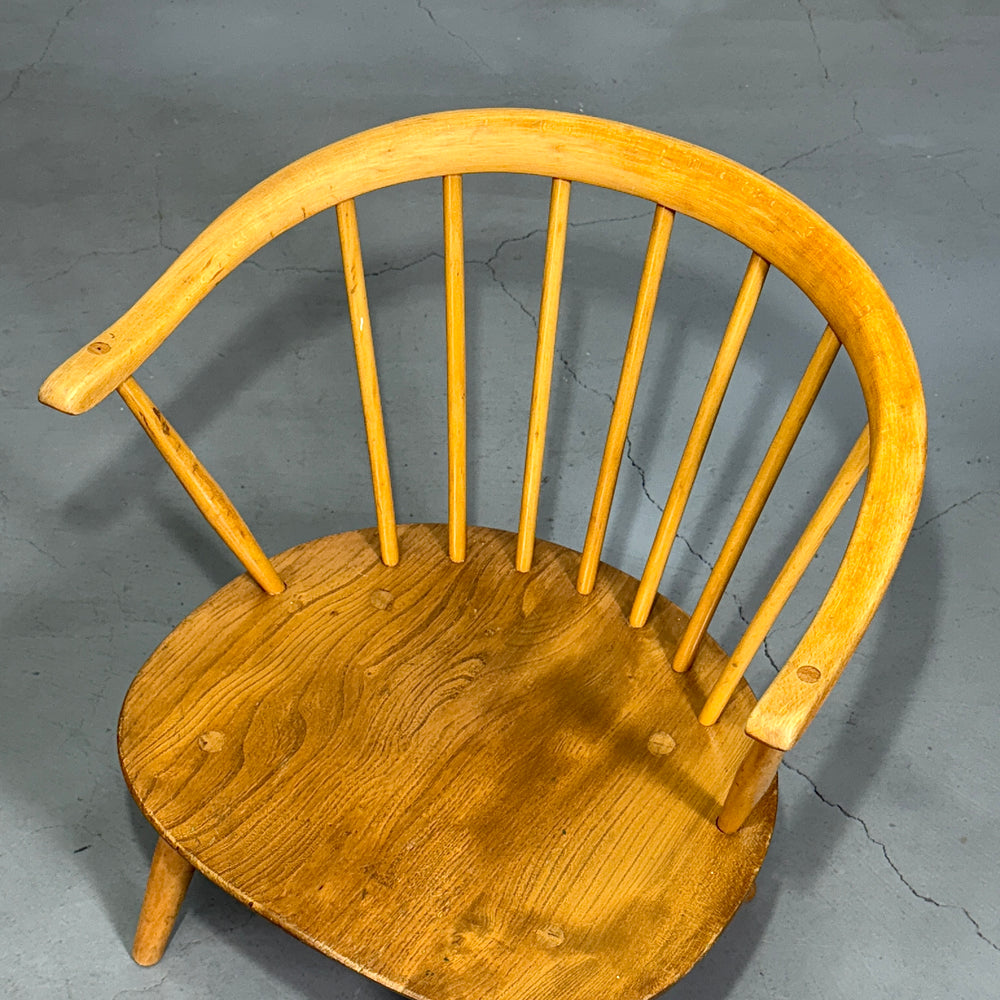 
                      
                        ERCOL(アーコール) COWHORN CHAIR / カウホーンチェア (301)
                      
                    