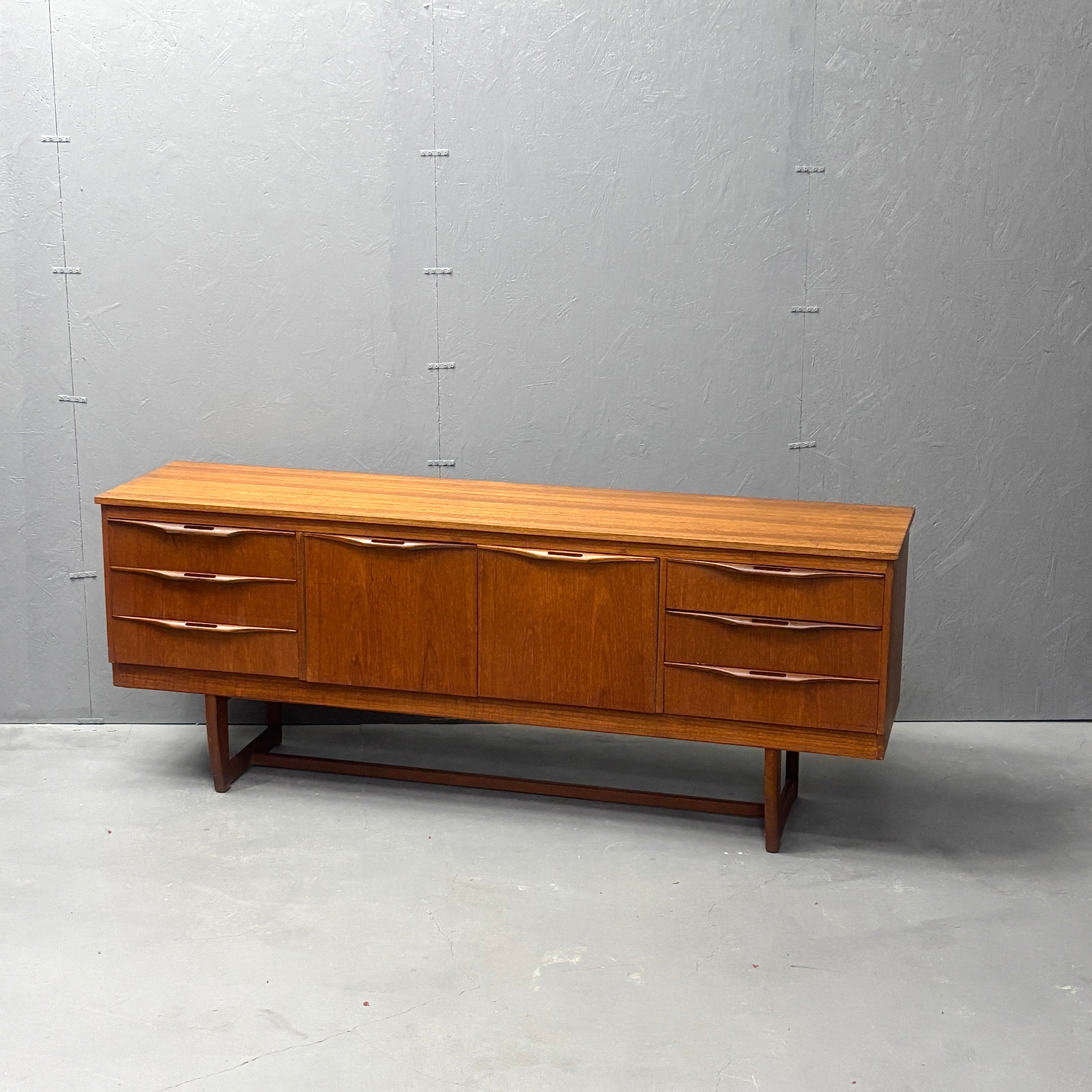 Stonehill(ストーンヒル) / Vintage Sideboard (401) – NONOR FURNITURE