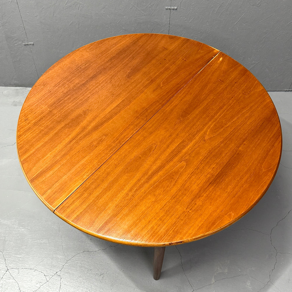 
                      
                        Meredew(メレデュー) / Round table ラウンドダイニングテーブル (1)
                      
                    