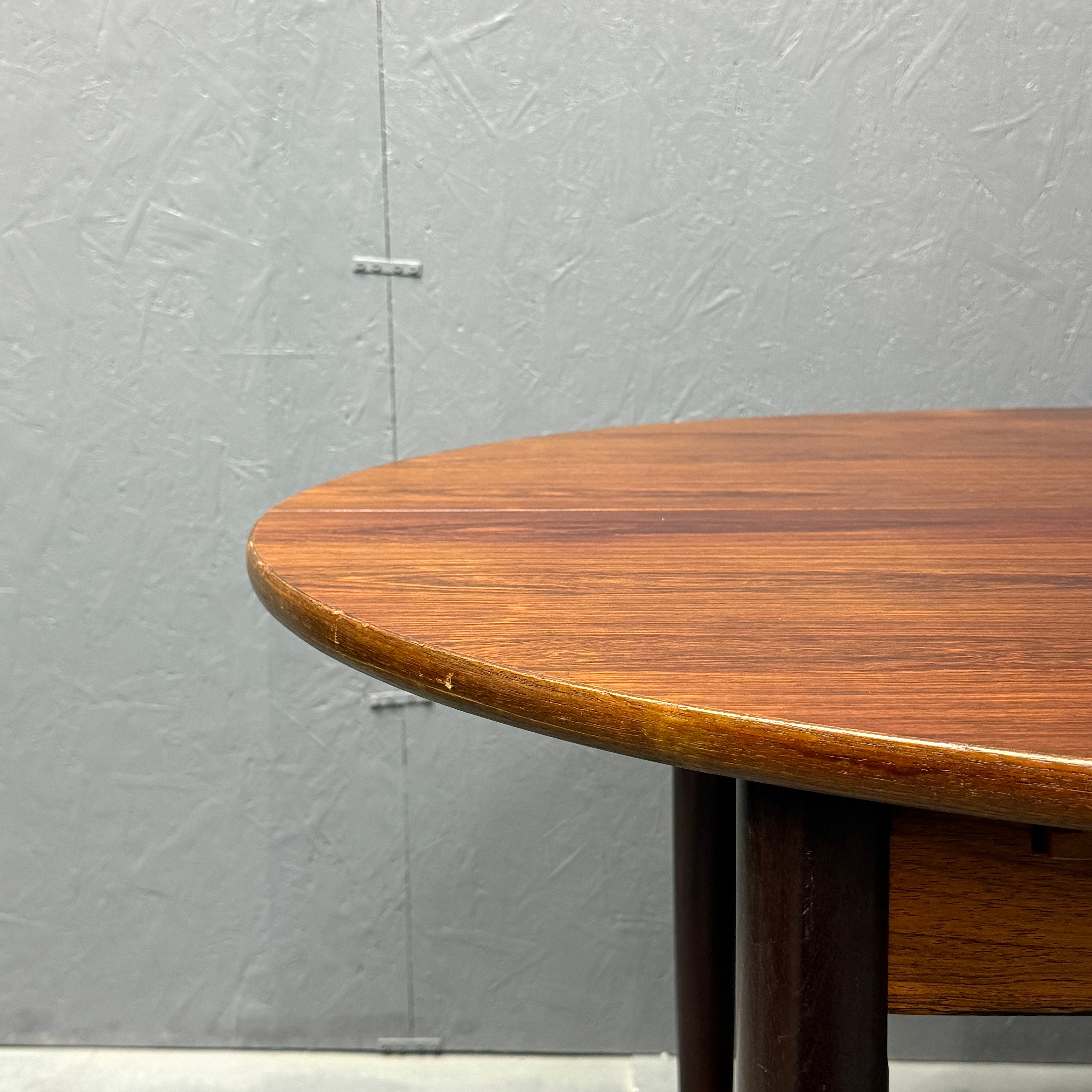 Rosewood Oval Extension Table ローズウッド オーバル