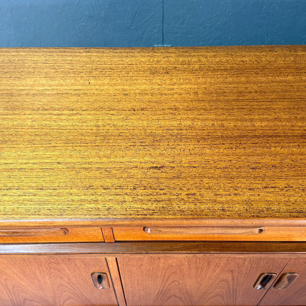 
                      
                        G-PLAN(ジープラン) / Fresco Sideboard フレスコ サイドボード (503)
                      
                    