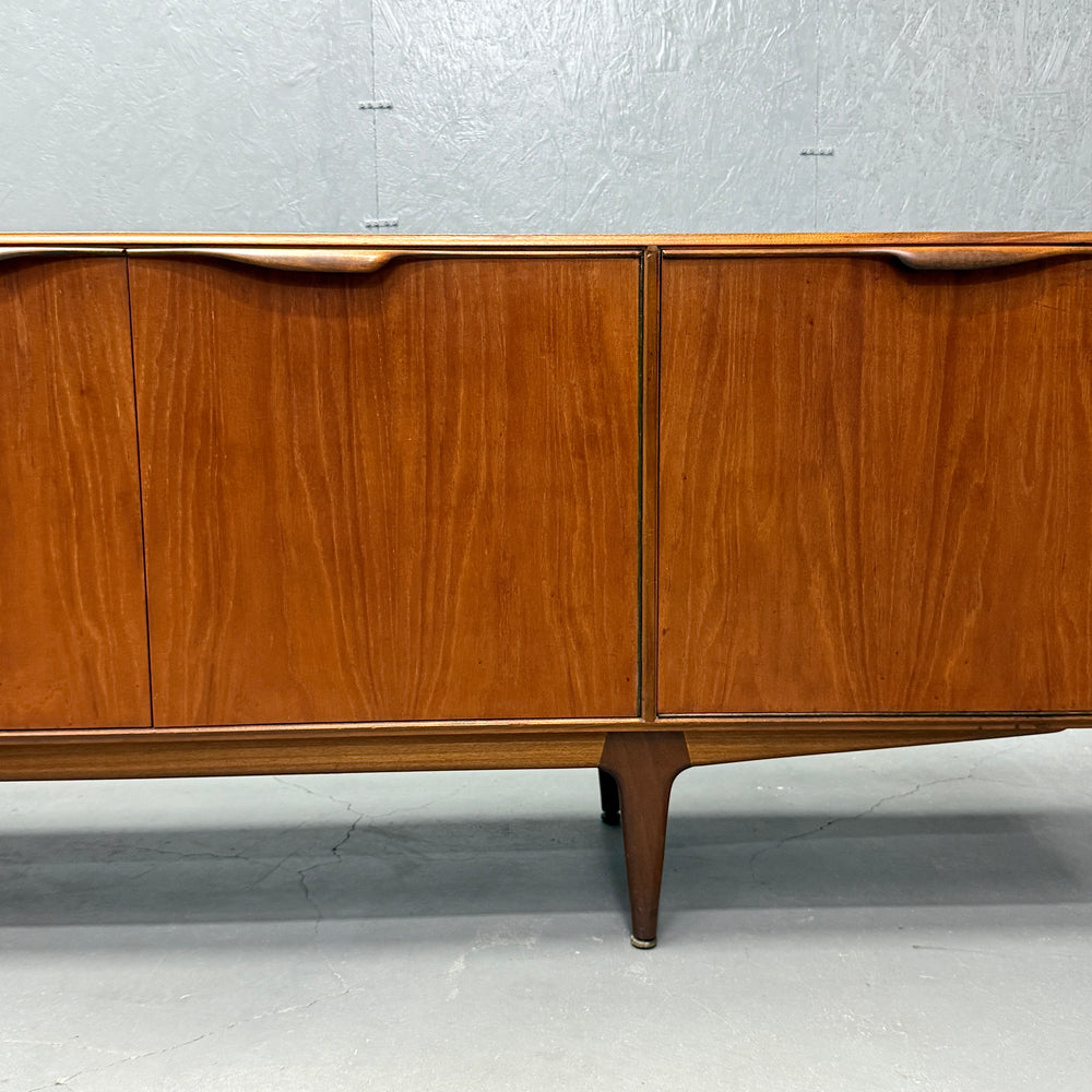 
                      
                        A.H.McINTOSH(マッキントッシュ) /  DUNVEGAN Sideboard (402)
                      
                    