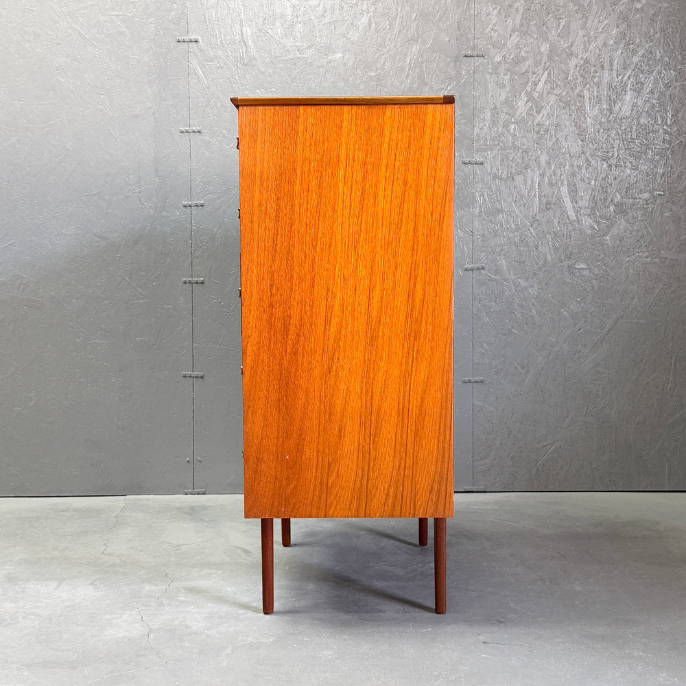 
                      
                        Teak 5-Drawer Chest ヴィンテージ 5段チェスト
                      
                    