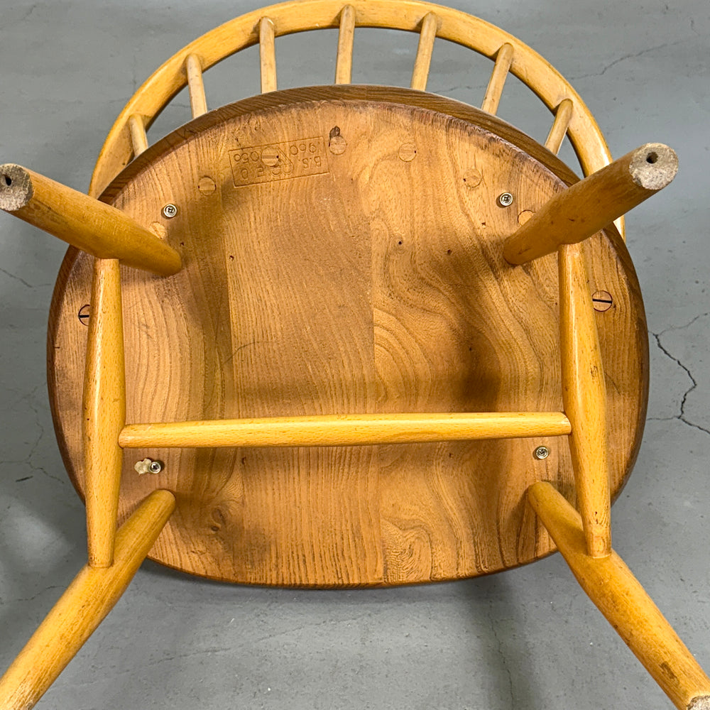 
                      
                        ERCOL(アーコール) COWHORN CHAIR / カウホーンチェア (301)
                      
                    