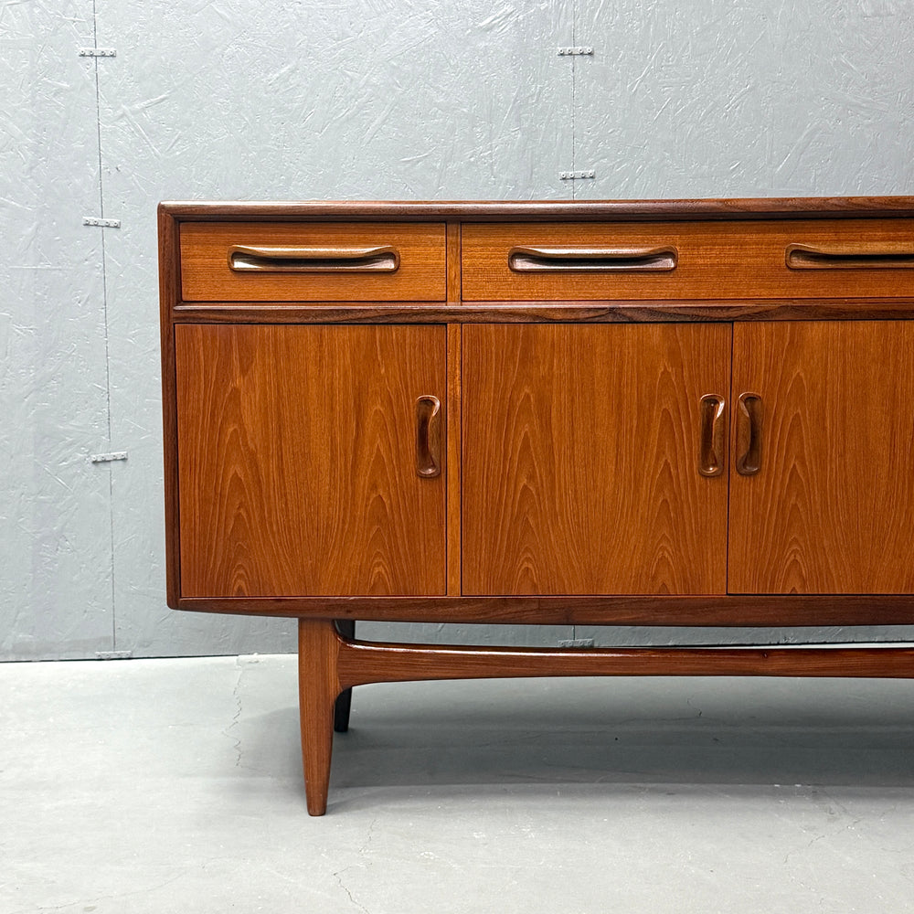 
                      
                        G-PLAN(ジープラン) / Fresco Sideboard フレスコ サイドボード (502)
                      
                    