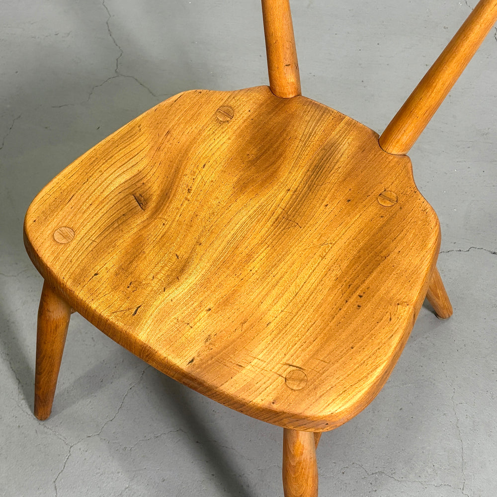 
                      
                        ERCOL(アーコール) / STACKING CHAIR スタッキングチェア (302)
                      
                    