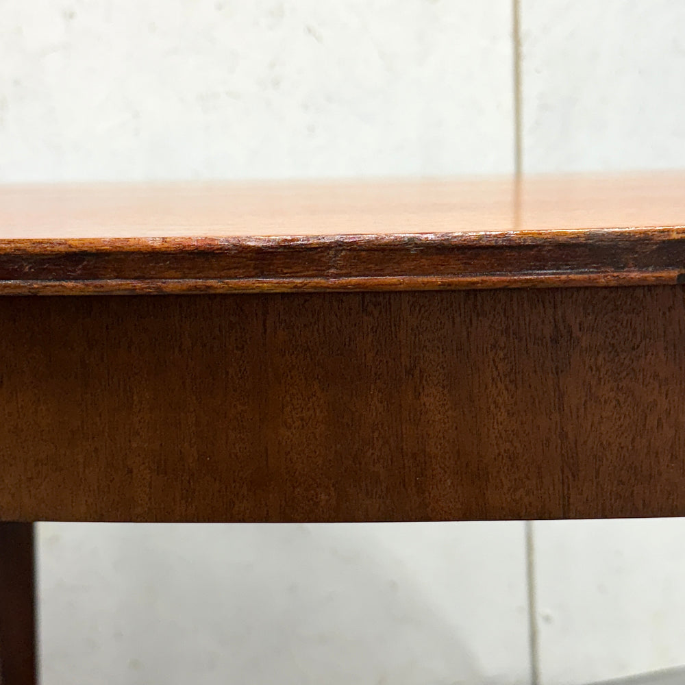 
                      
                        GREAVES & THOMAS / OVAL DINING TABLE オーバルダイニングテーブル (301)
                      
                    
